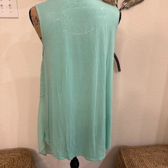Lane Bryant Mint Green Sleeveless Layered Asymmetrical Tank – Size 14/16 - Picture 3 of 4